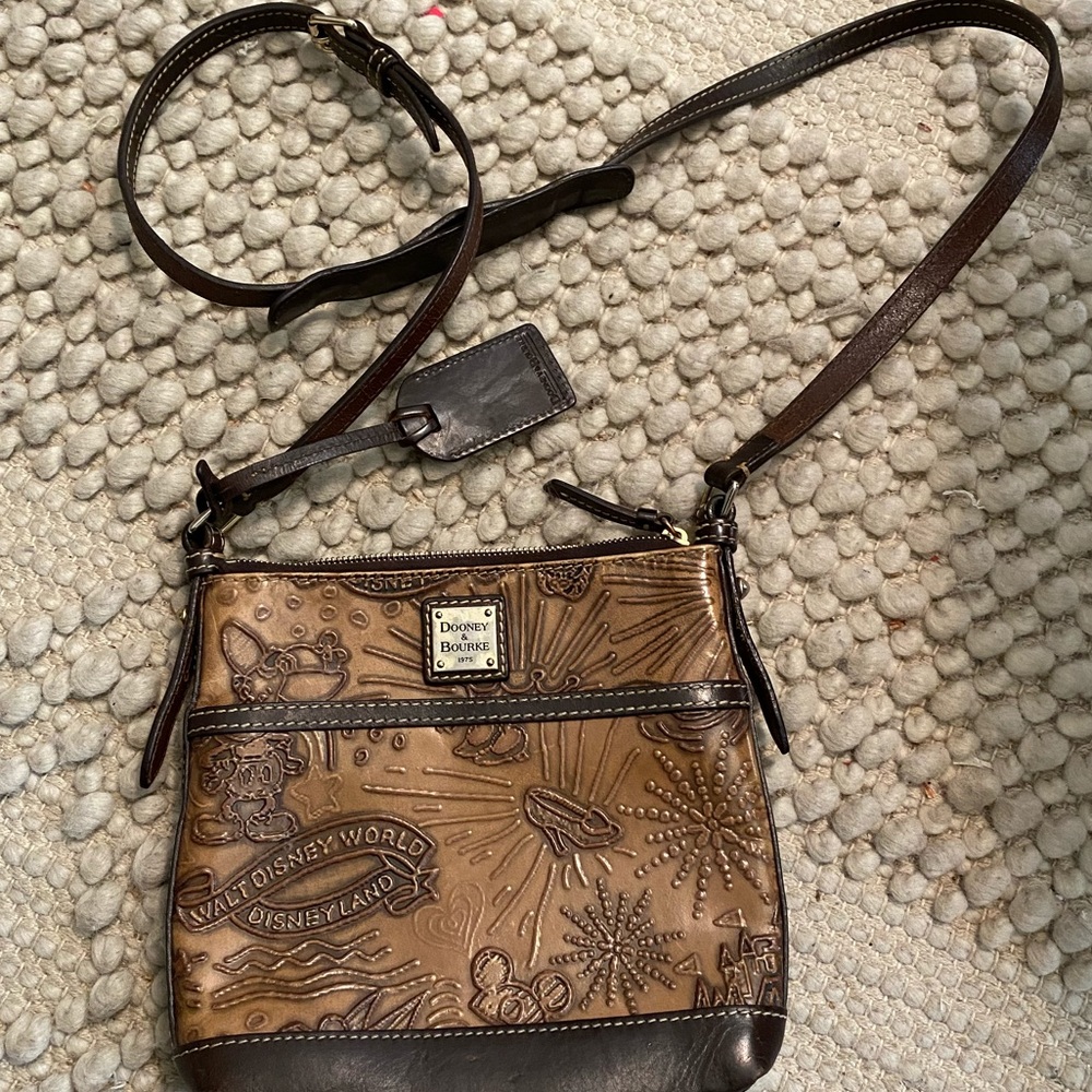 Dooney & Bourke | Leather Disney Sketch Crossbody